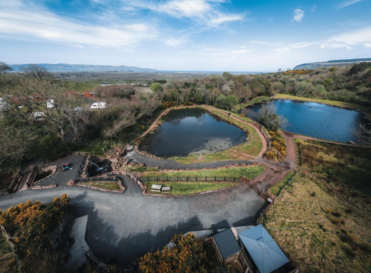 Waterfall Caves Limavady Εξωτερικό φωτογραφία